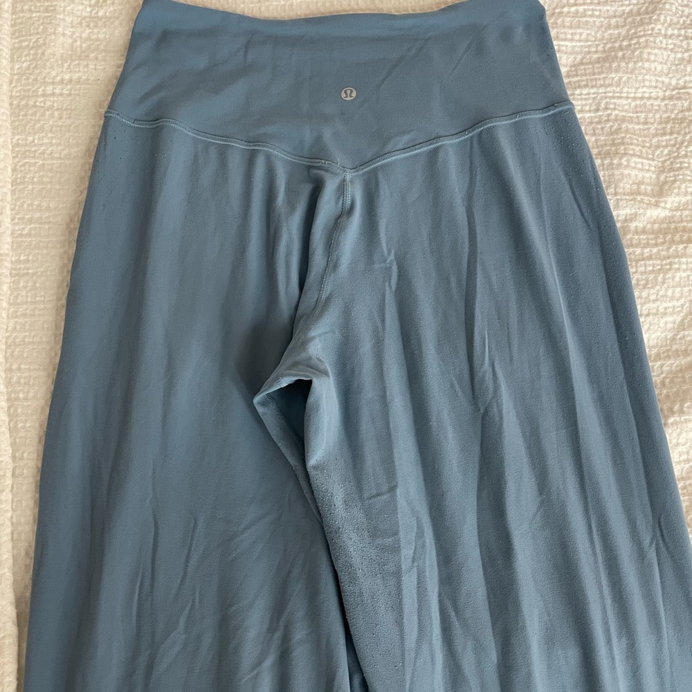 Lululemon High-Waist Wide Leg Pants - Dusty Blue